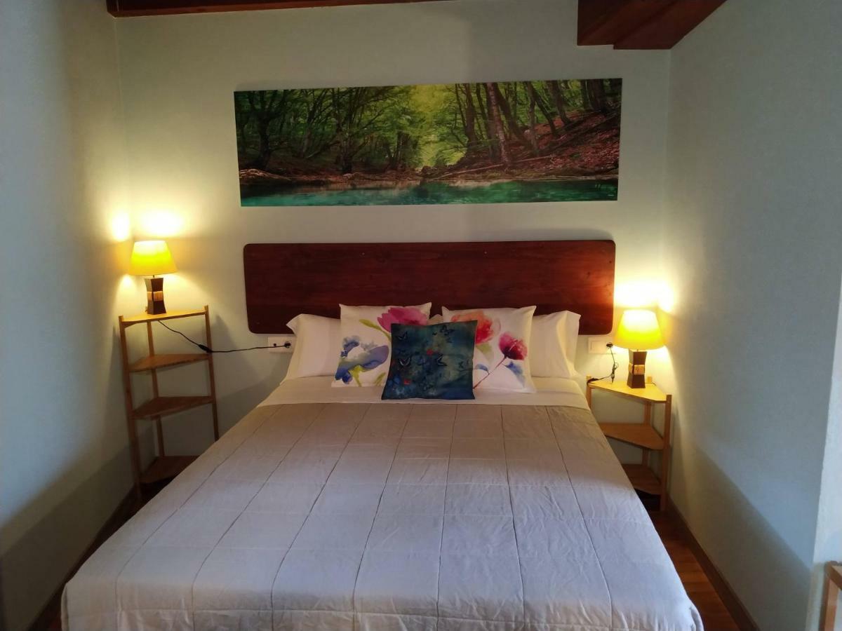 El Interior De Gaia Guest House Arriondas Ngoại thất bức ảnh